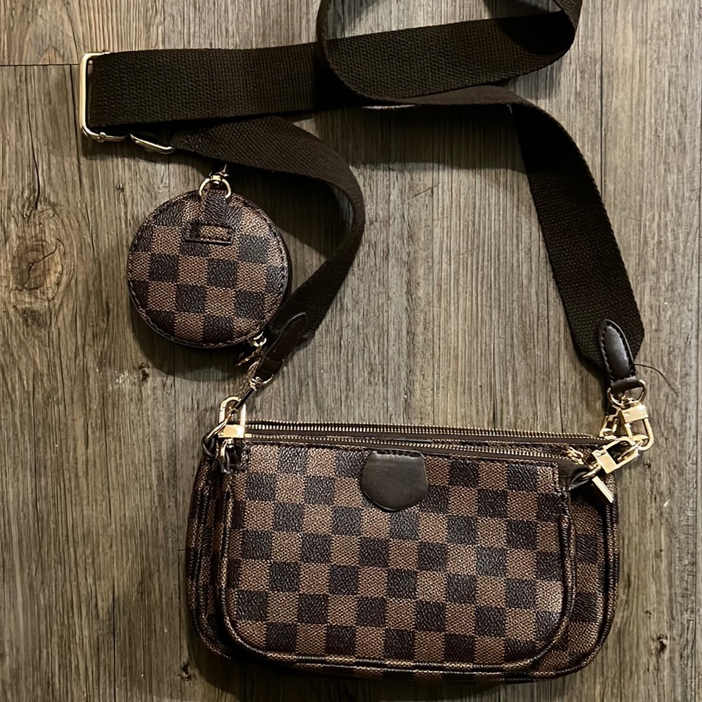 Cute purse!